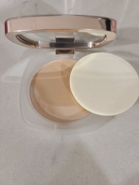 La Mer The Sheer Pressed Powder